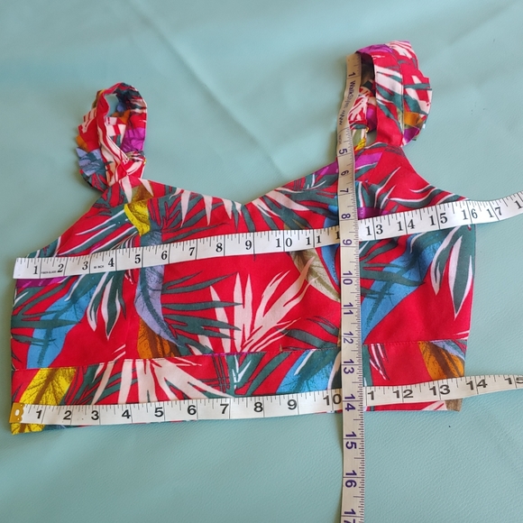 Red Carter Darcy Crop top - Picture 6 of 8